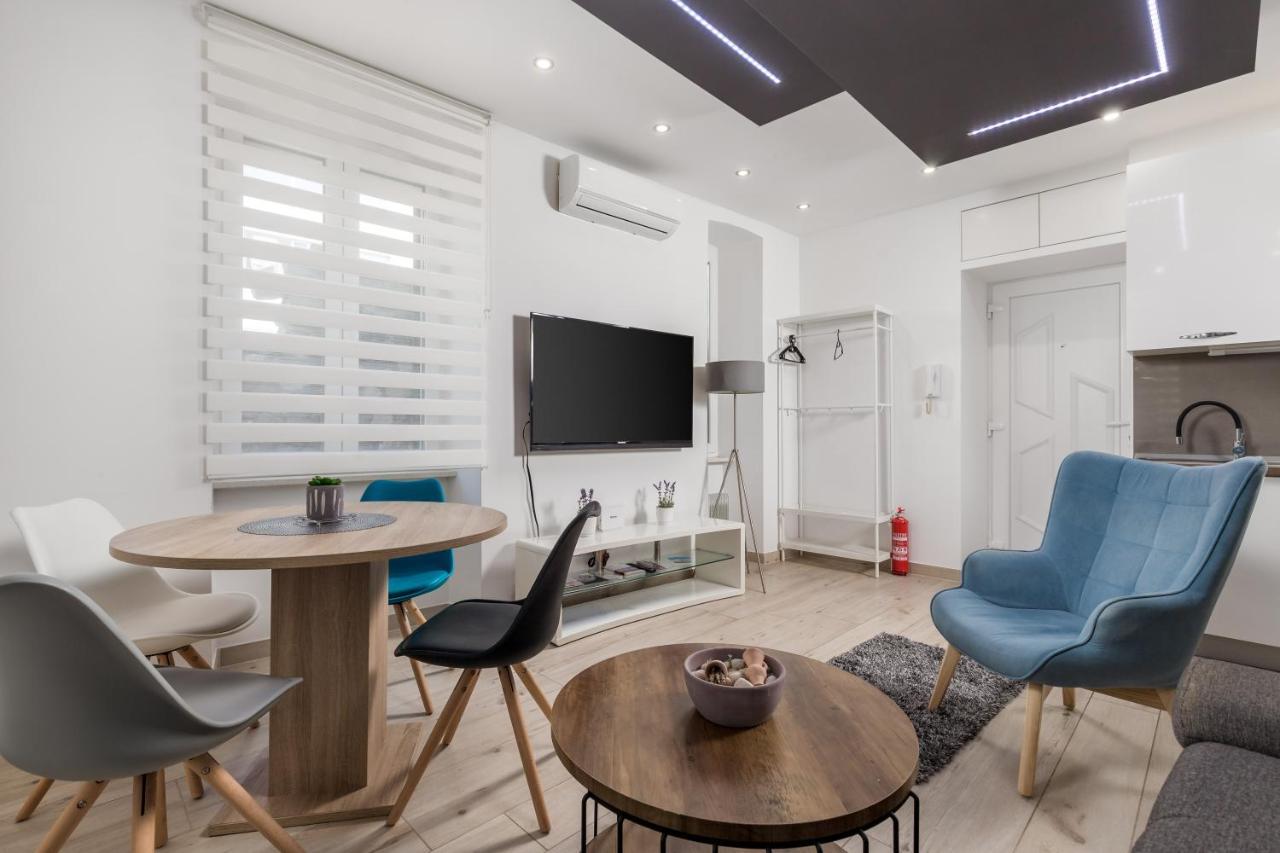 Rijeka Old Town Apartment ภายนอก รูปภาพ